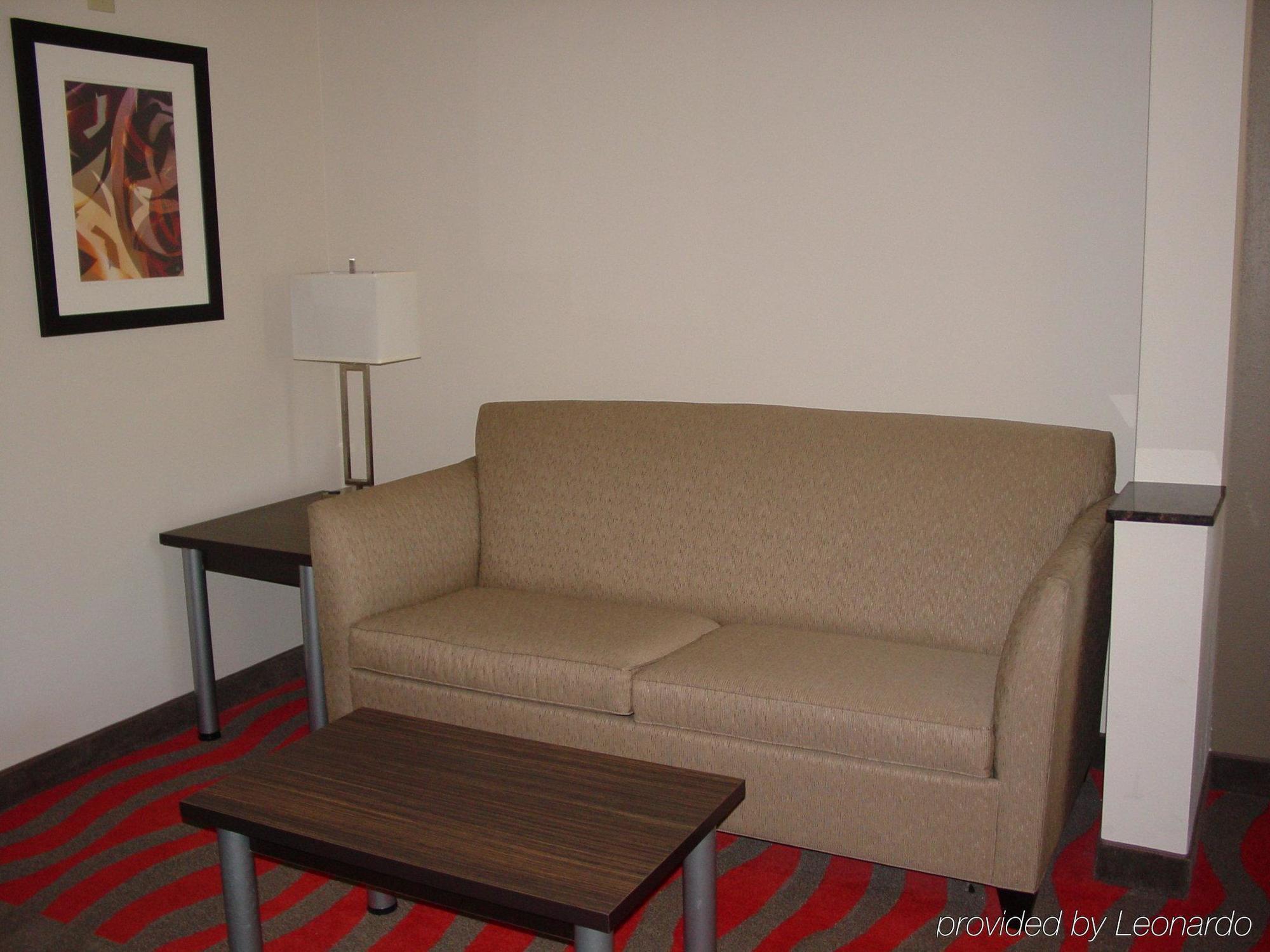 Holiday Inn Express Hotels & Suites Rockingham West By Ihg Стая снимка